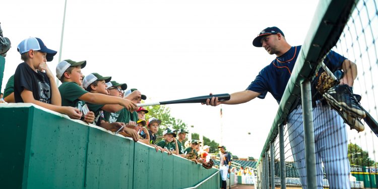 A Look Back: Bowling Green Hot Rods Usher in 10th Season
