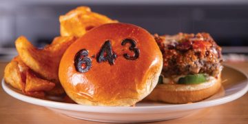 Dining Guide: 643 Sports Bar + Grill