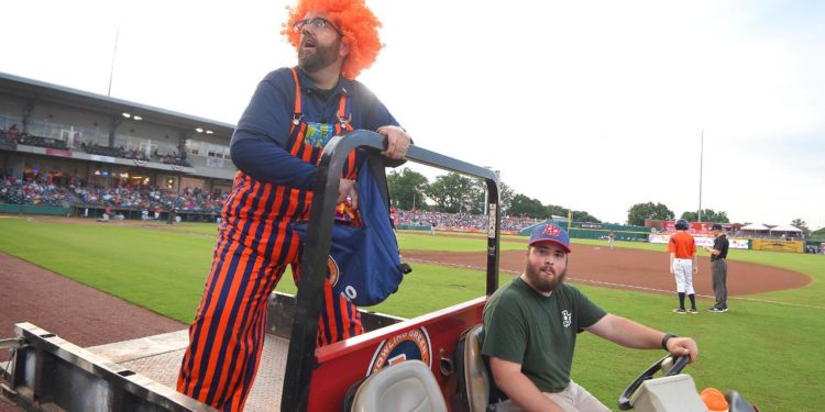 HOT RODS’ LEADERSHIP RECEIVES TOP HONORS